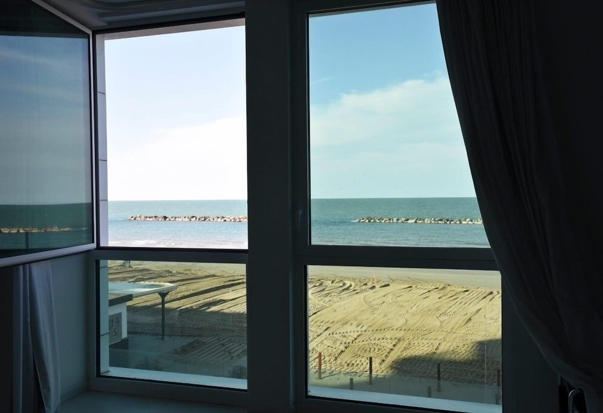 Hotel Alexander Museum Palace Pesaro Eksteriør bilde